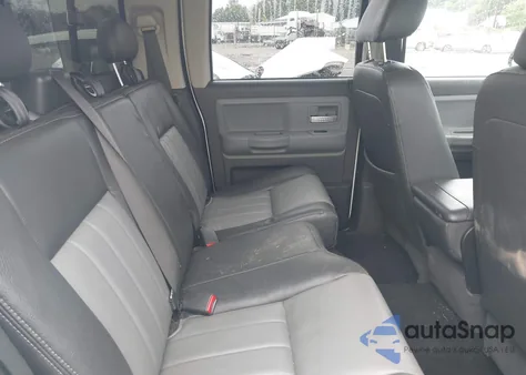 2008 Dodge Dakota Quad Laramie z USA, uszkodzony, nr VIN 1D7HW58NX8S602778